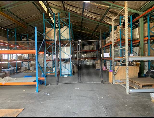 5,235M² WAREHOUSE FOR SALE IN ALBERTON NORTH